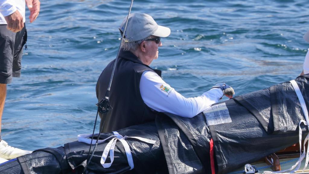 El rey emérito Juan Carlos I durante las pasadas regatas en Sanxenxo.