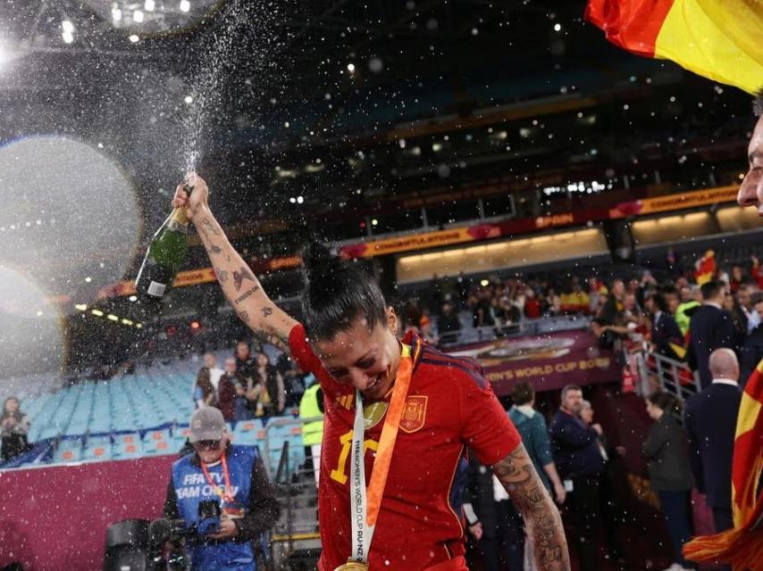 Jenni Hermoso, eufórica, tras ganar la Copa del Mundo.