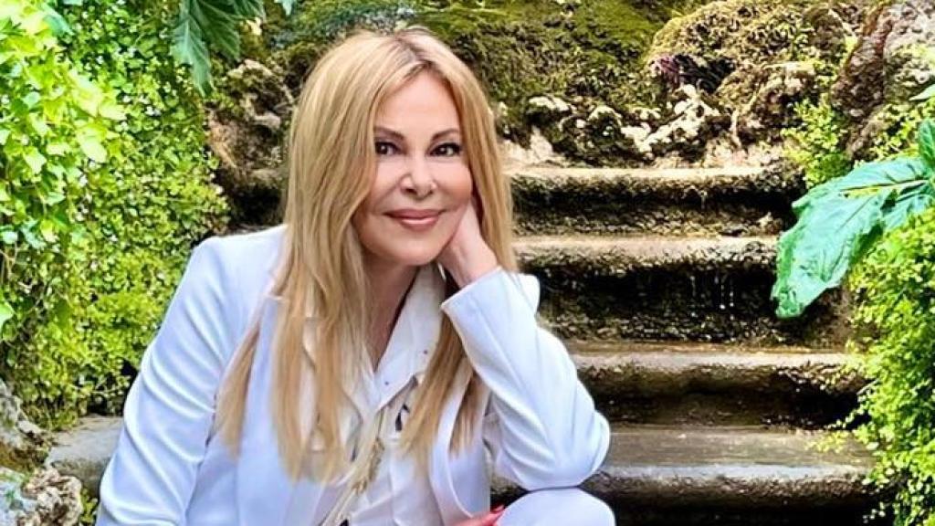 La actriz y presentadora Ana García Obregón en una fotografía de sus redes sociales.