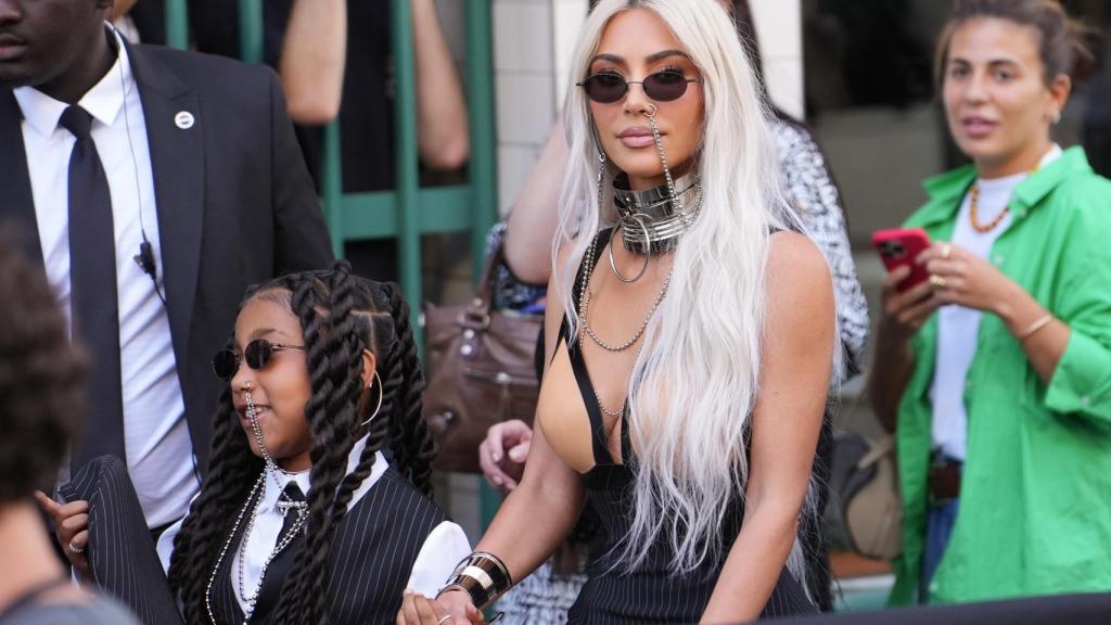 Kim Kardashian en la Fashion Week de París.