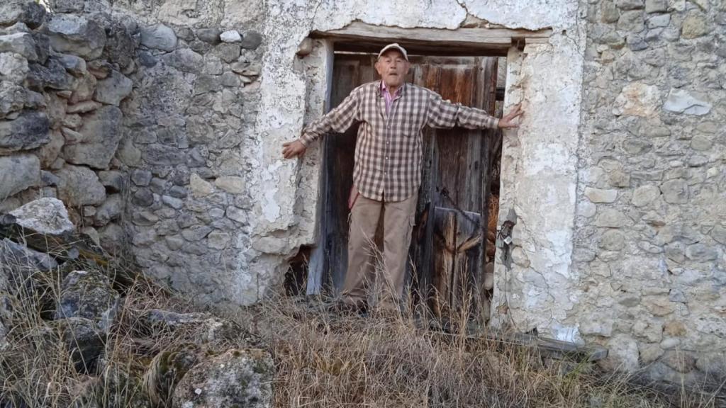 Jesús Pastor en su pueblo (cedida).