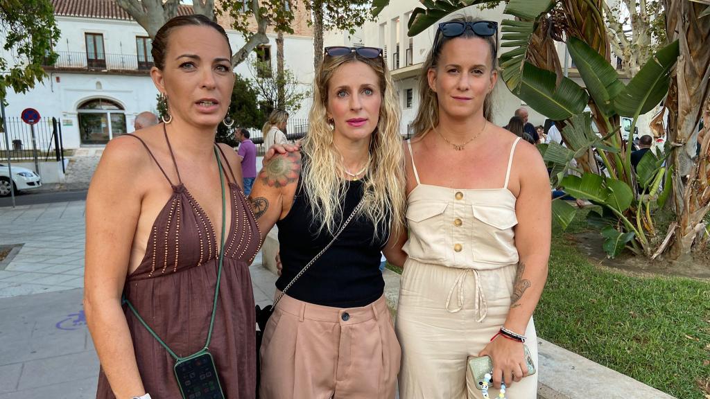 De izquierda a derecha, Vanesa, Demelza y Olga