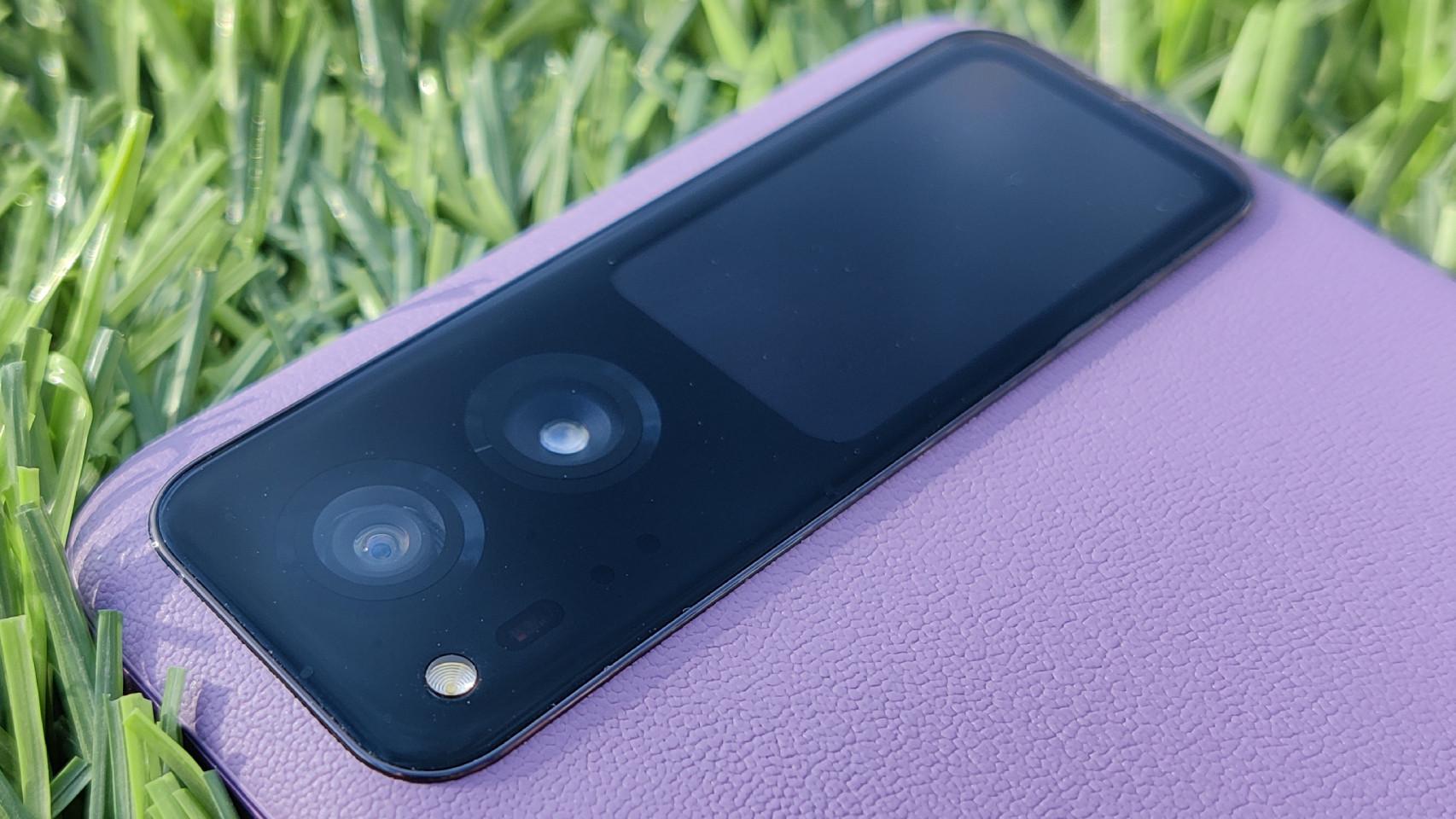 El módulo de cámaras del Motorola Razr 40