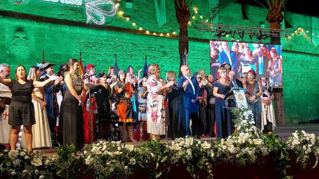 El canto a la fiesta de María Asunción Pérez.