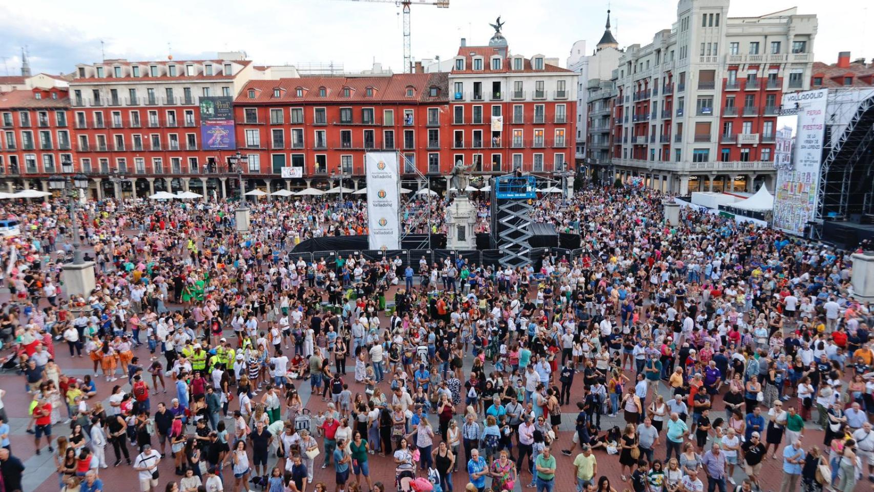 Plaza Mayor de Valladolid durante el pregón