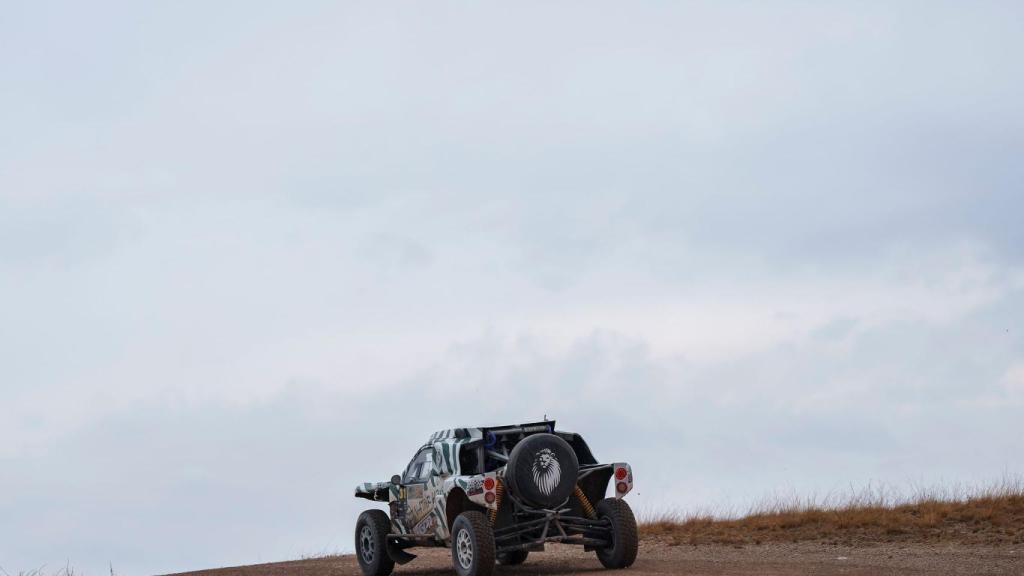 El equipo GPR Sport, que cuenta con la colaboración de EL ESPAÑOL, ha protagonizado el  Rally Cierzo Ejercito de Tierra