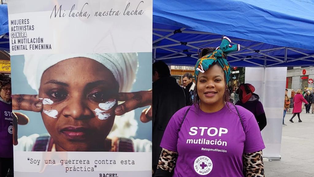 Hellen Namuli, presidenta de la ONG DAHTMACO.