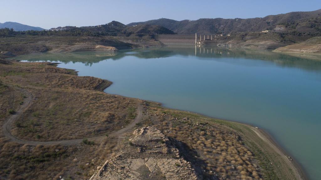 Pantano de La Viñuela (Málaga), el de mayor capacidad de la provincia.