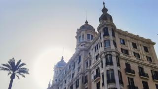 La casa Carbonell, inaugurada en 1924.