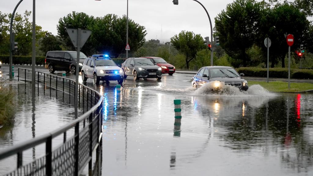 Calles anegadas por la tormenta en Valladolid