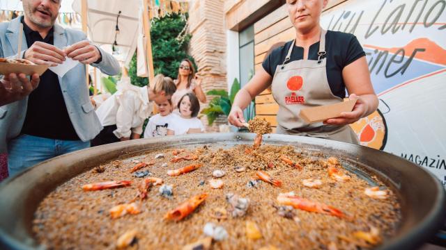 Denia homenajea a pescadores y productores y busca el mejor Arròs Mariner de la región