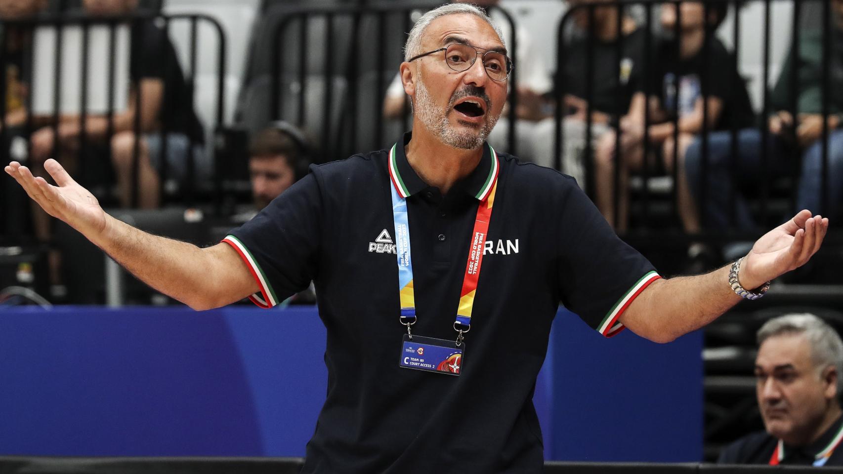 Hakan Demir durante un partido del Mundial