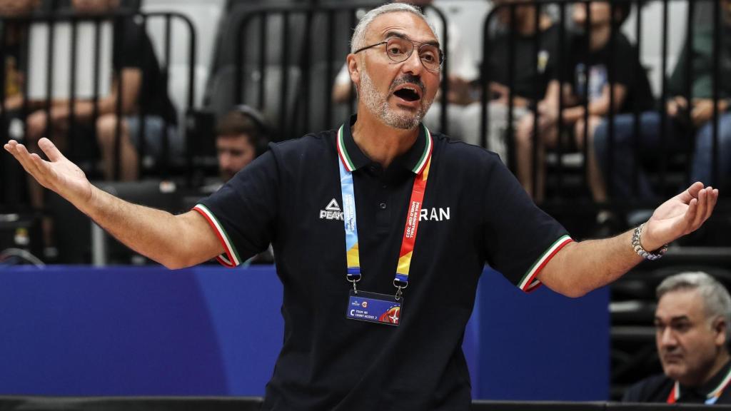 Hakan Demir durante un partido del Mundial