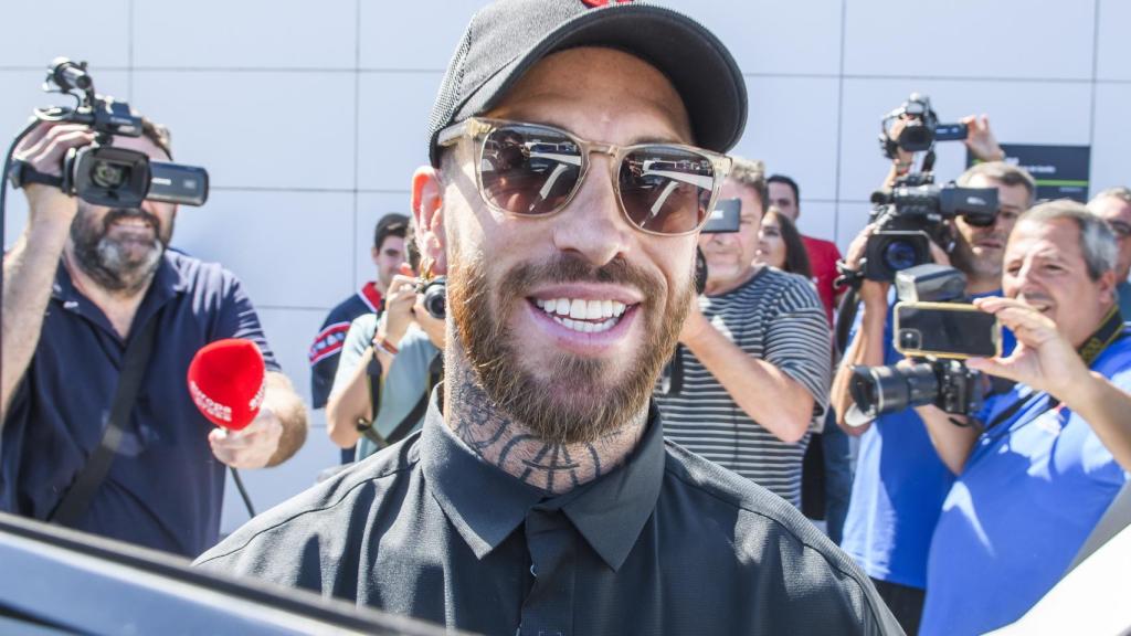 Sergio Ramos, durante su llegada a Sevilla