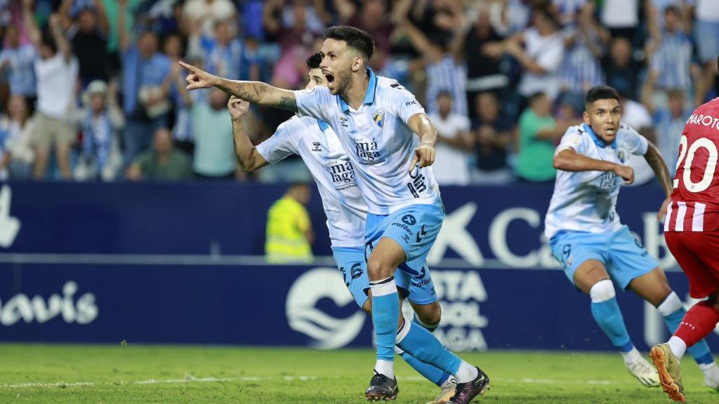 Nelson Monte con la camiseta del Málaga CF