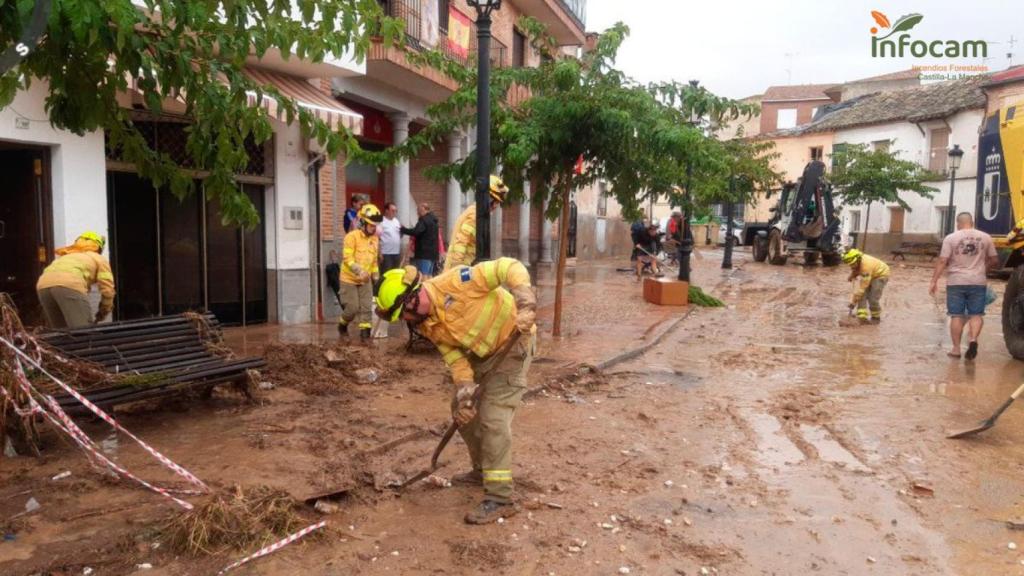 Escalona afronta las consecuencias del temporal provocado por la DANA
