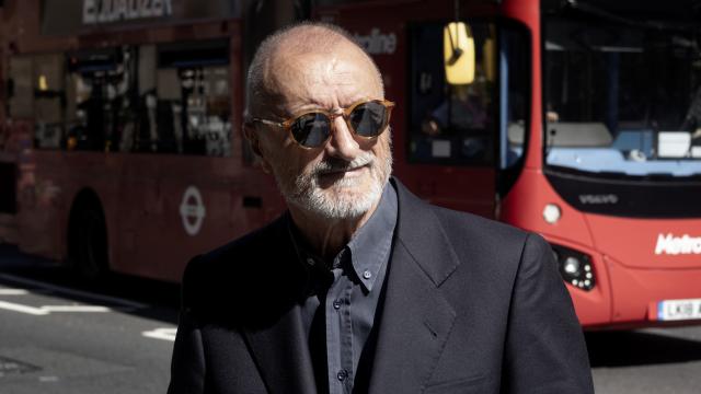 Arturo Pérez-Reverte en Londres, este martes, 5 de septiembre. Foto: JEOSM