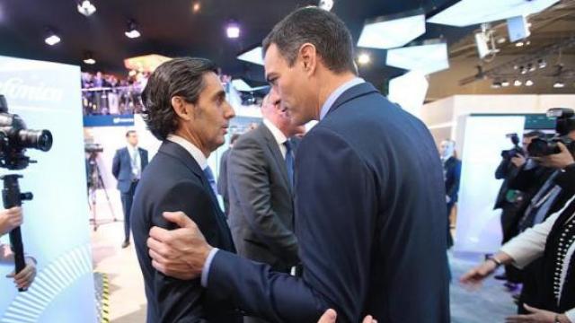 José María Álvarez-Pallete y Pedro Sánchez en una imagen de archivo.