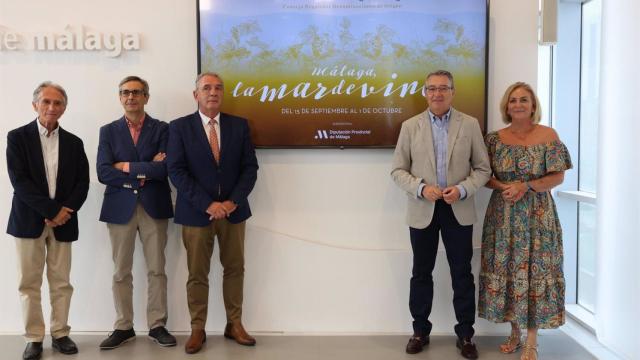 Fotografía de la presentación de la nueva edición 'La mar de vinos'.