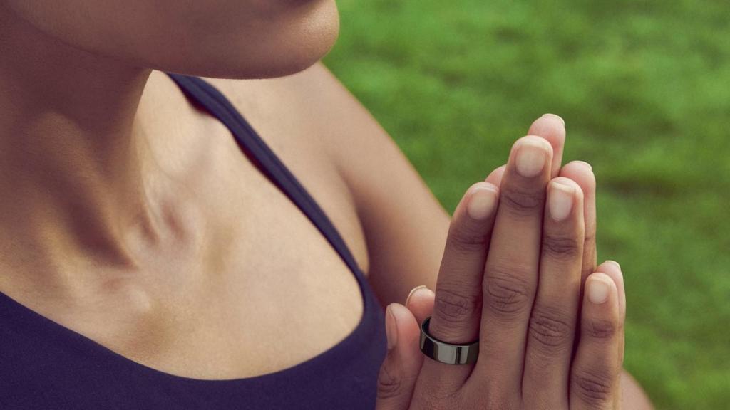 El anillo inteligente Ultrahuman Ring Air.