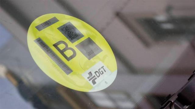 Esto es lo que pasará con tu coche con etiqueta B de la DGT.