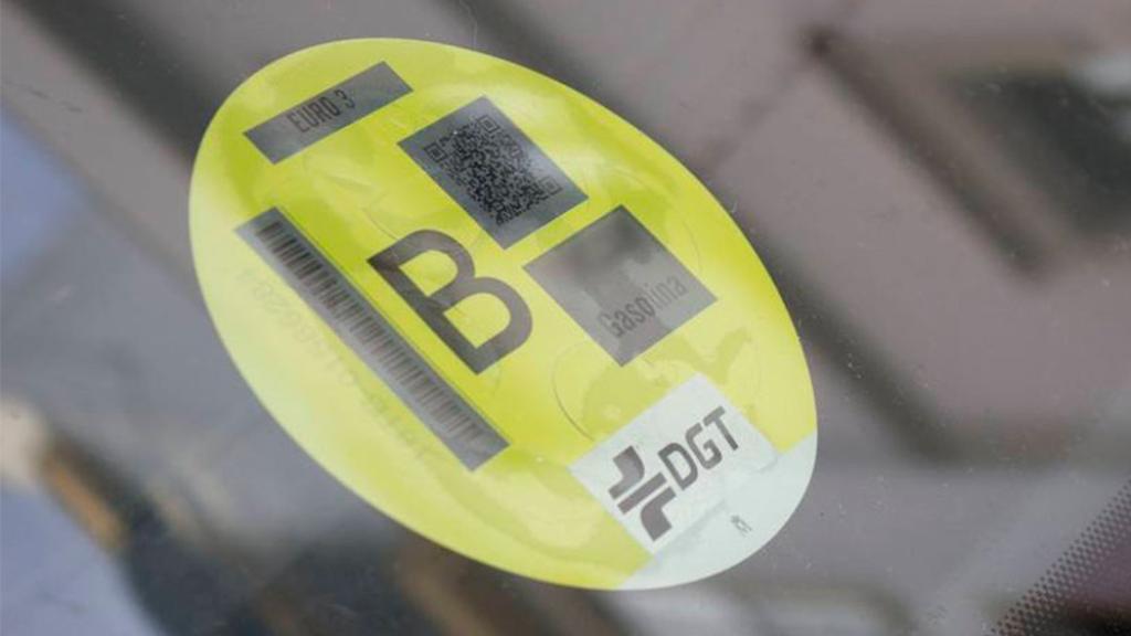 Esto es lo que pasará con tu coche con etiqueta B de la DGT.