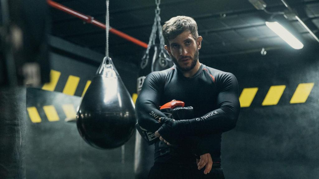 Quim Gutiérrez es Albert López en 'El cuerpo en llamas'.