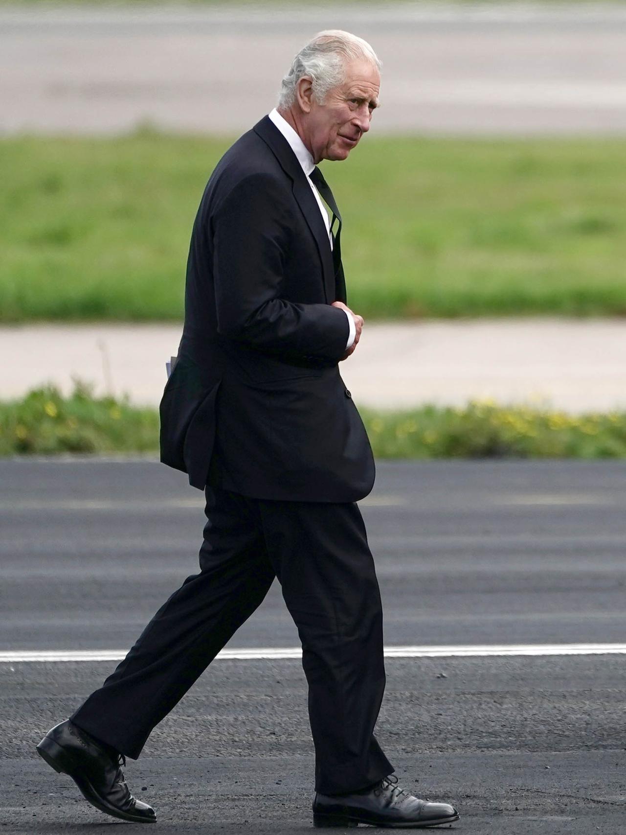 El rey Carlos III tras la muerte de Isabel II.