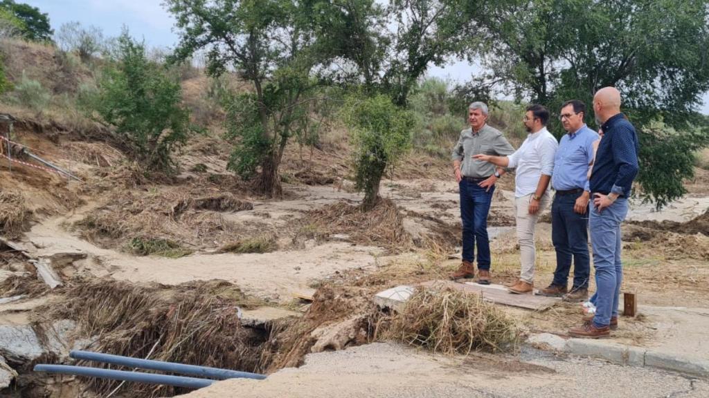 Visita de Álvaro Gutiérrez a los pueblos toledanos afectados por la DANA