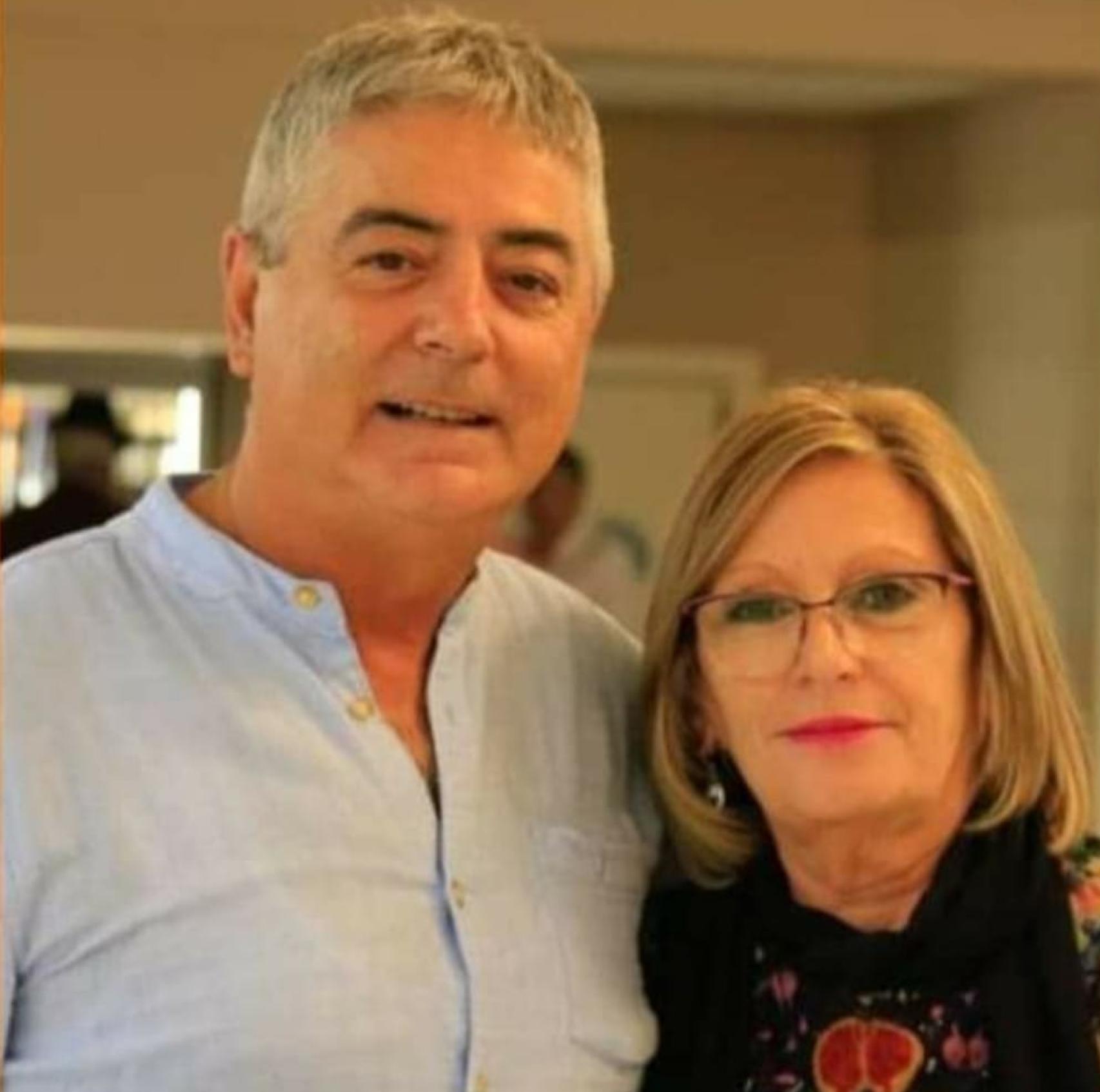 César Quintanilla junto a su mujer (cedida).