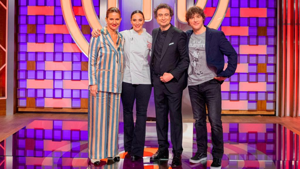 De izquierda a derecha: Samanta Vallejo-Nágera, Tamara Falcó, Pepe Rodríguez y Jordi Cruz.