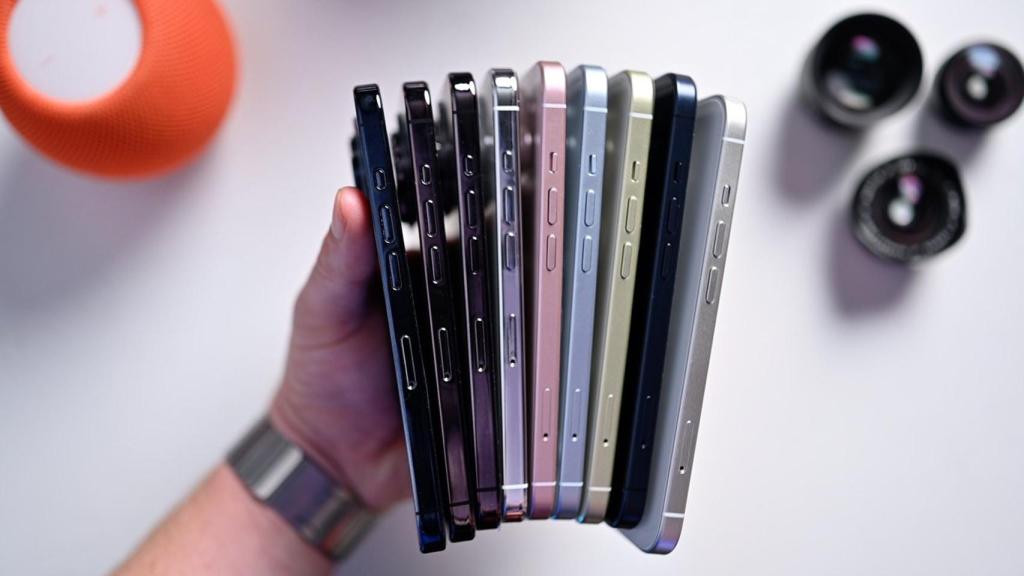 Modelos 'dummy' de los iPhone 15.