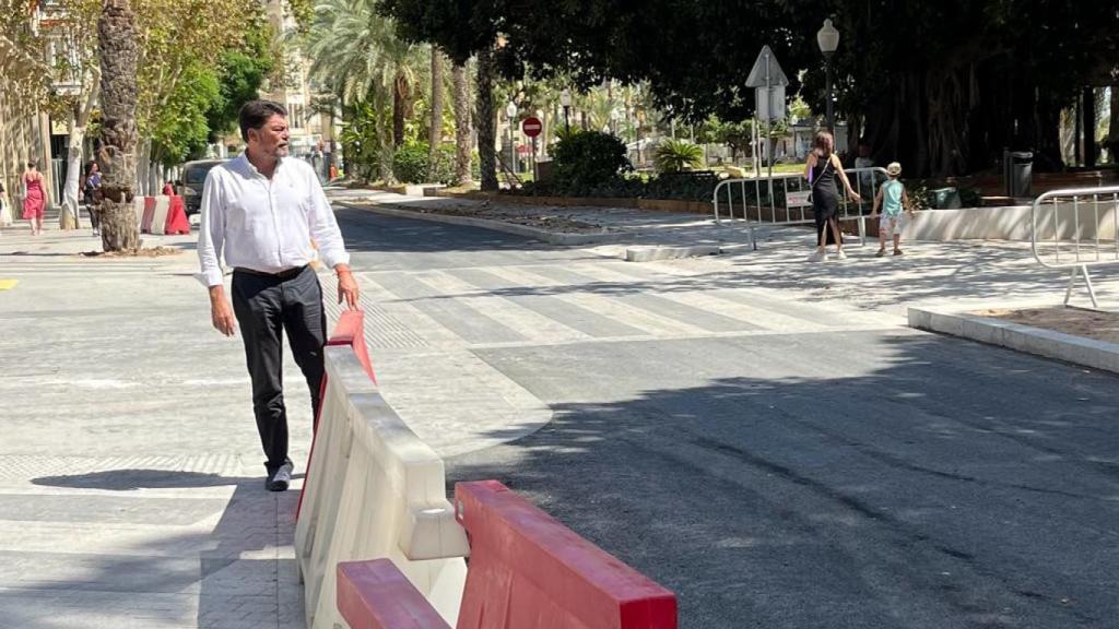 El alcalde Barcala visitó las obras el viernes.