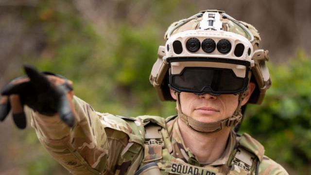 Casco IVAS en un soldado estadounidense