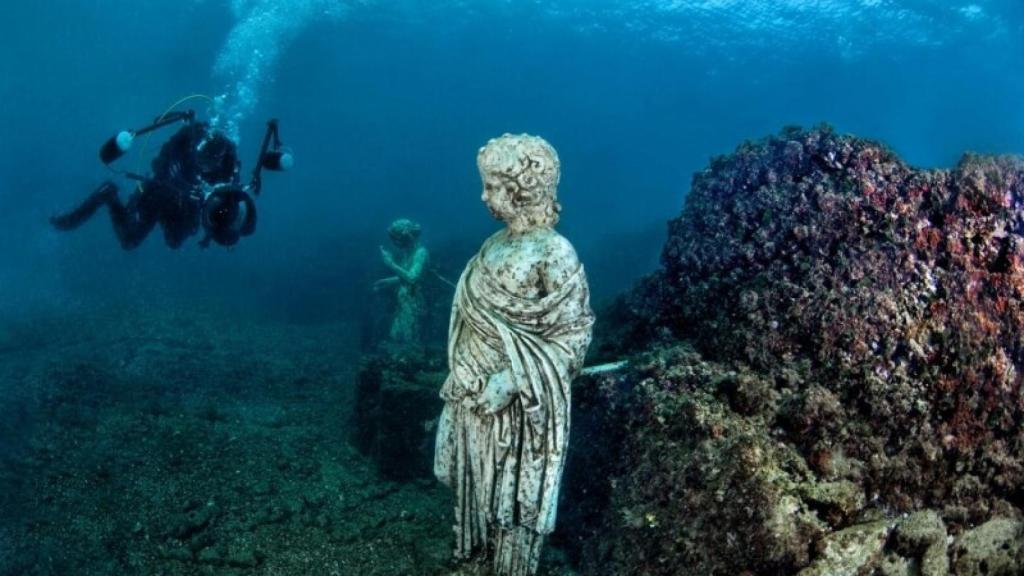 Restos del Parque Arqueológico Sumergido de Baia.