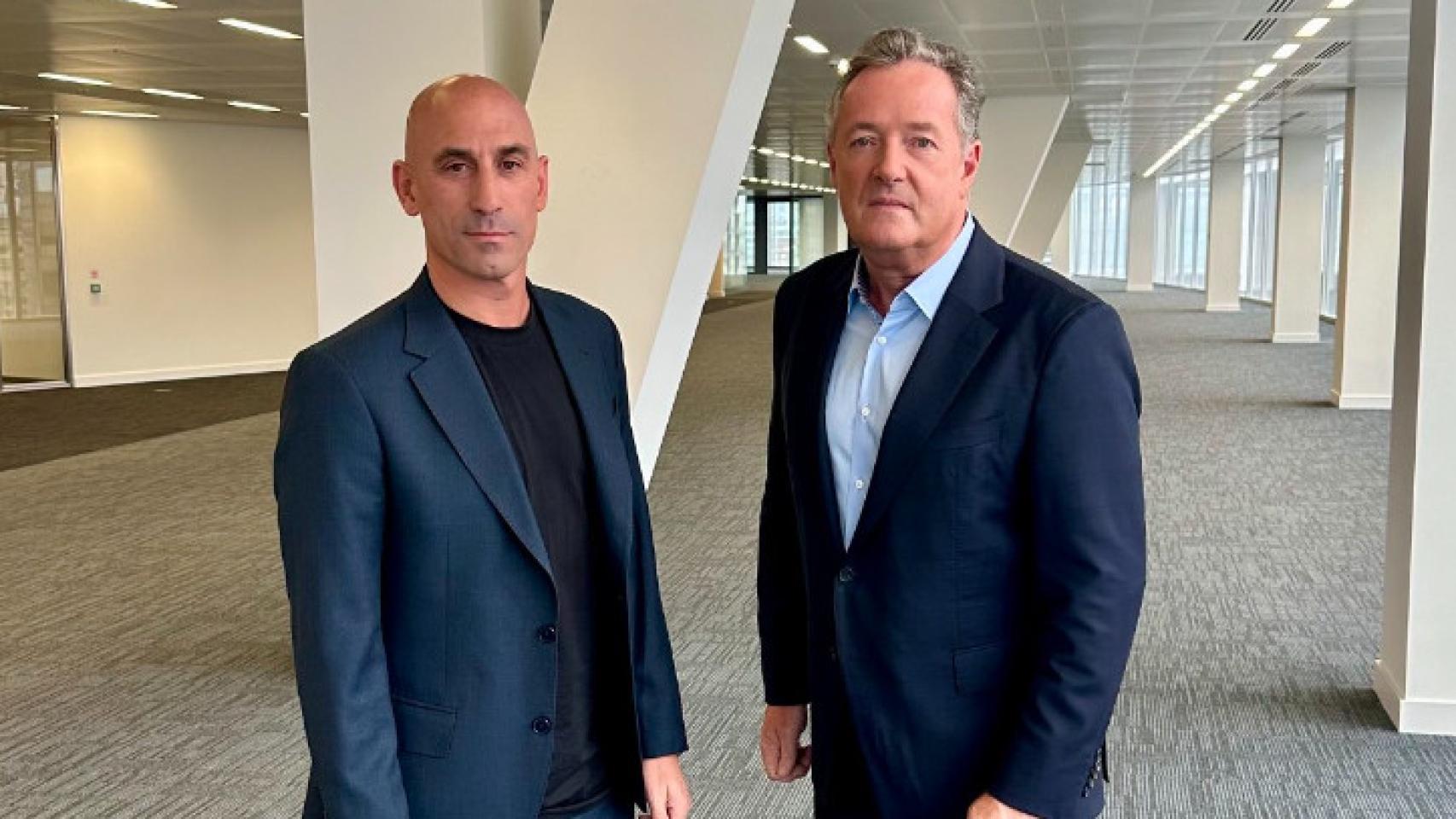 Luis Rubiales y Piers Morgan antes de su entrevista