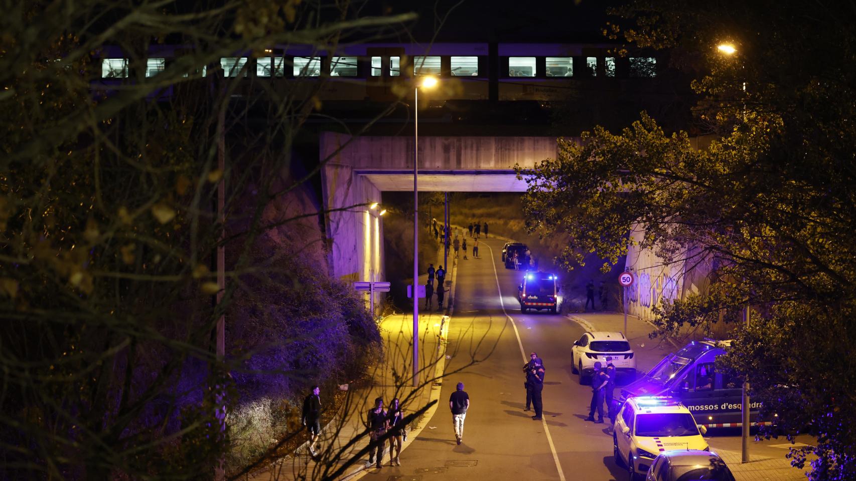 Fuerzas de seguridad en el punto donde se ha producido el accidente.