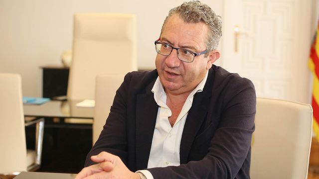 El presidente de la institución provincial, el popular Toni Pérez.
