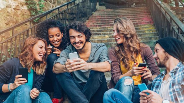 Preguntas incómodas para amigos.