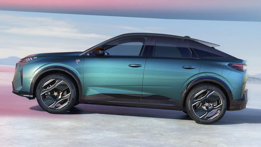 Peugeot e-3008.