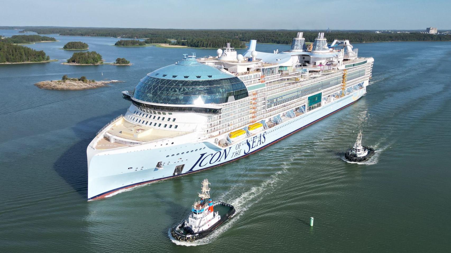 El crucero Icon of the Seas, durante su preparación.