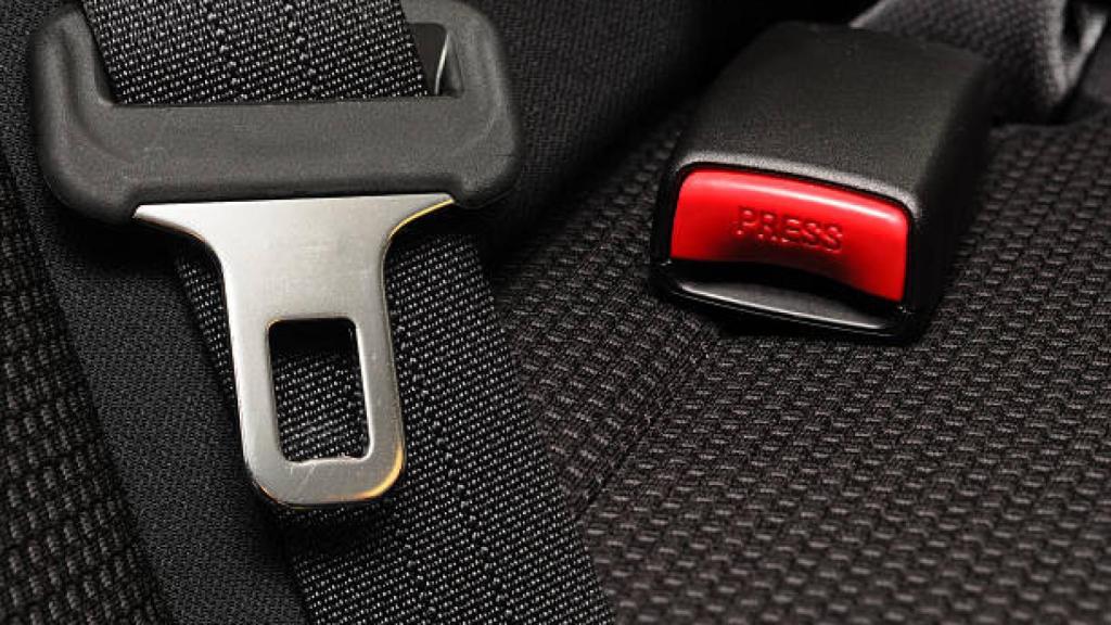 Cinturón de seguridad de un coche