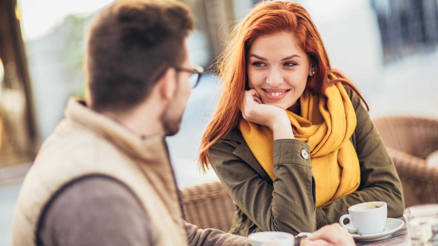 Estos 5 signos del zodiaco poseen la mirada más seductora.