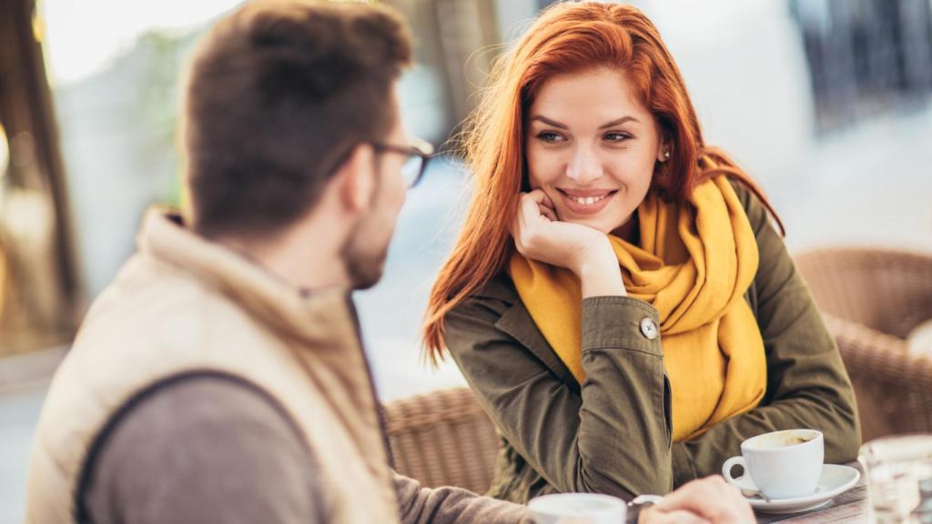 Estos 5 signos del zodiaco poseen la mirada más seductora.