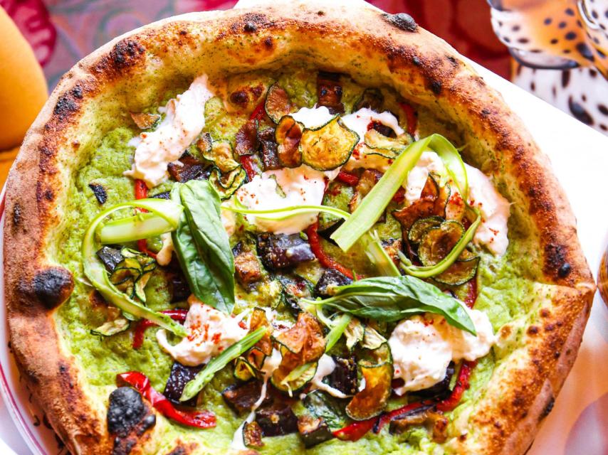 Pizza Green Pizz napolitana del restaurante.