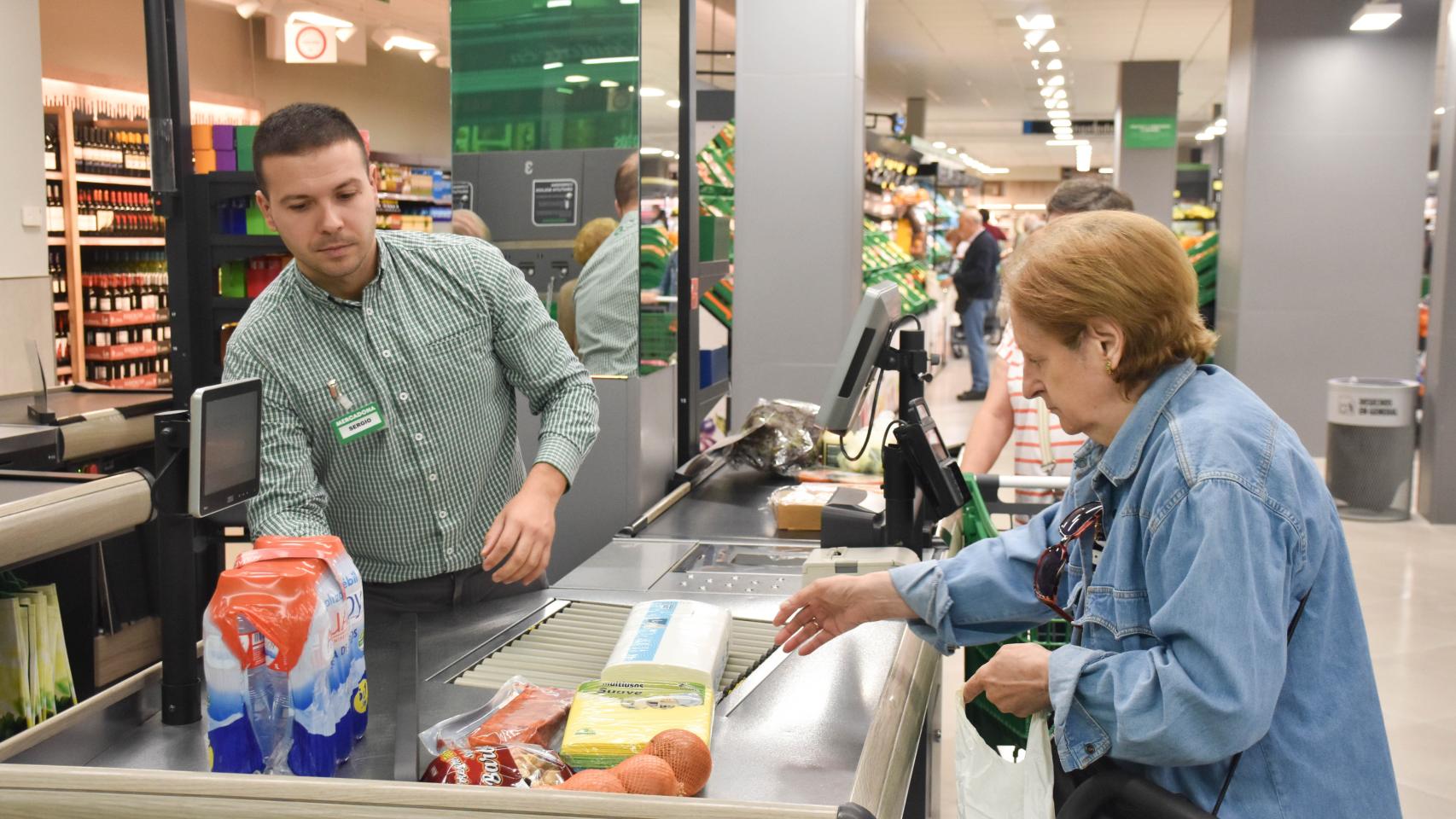 Mercadona abre el supermercado reformado de Don Sancho