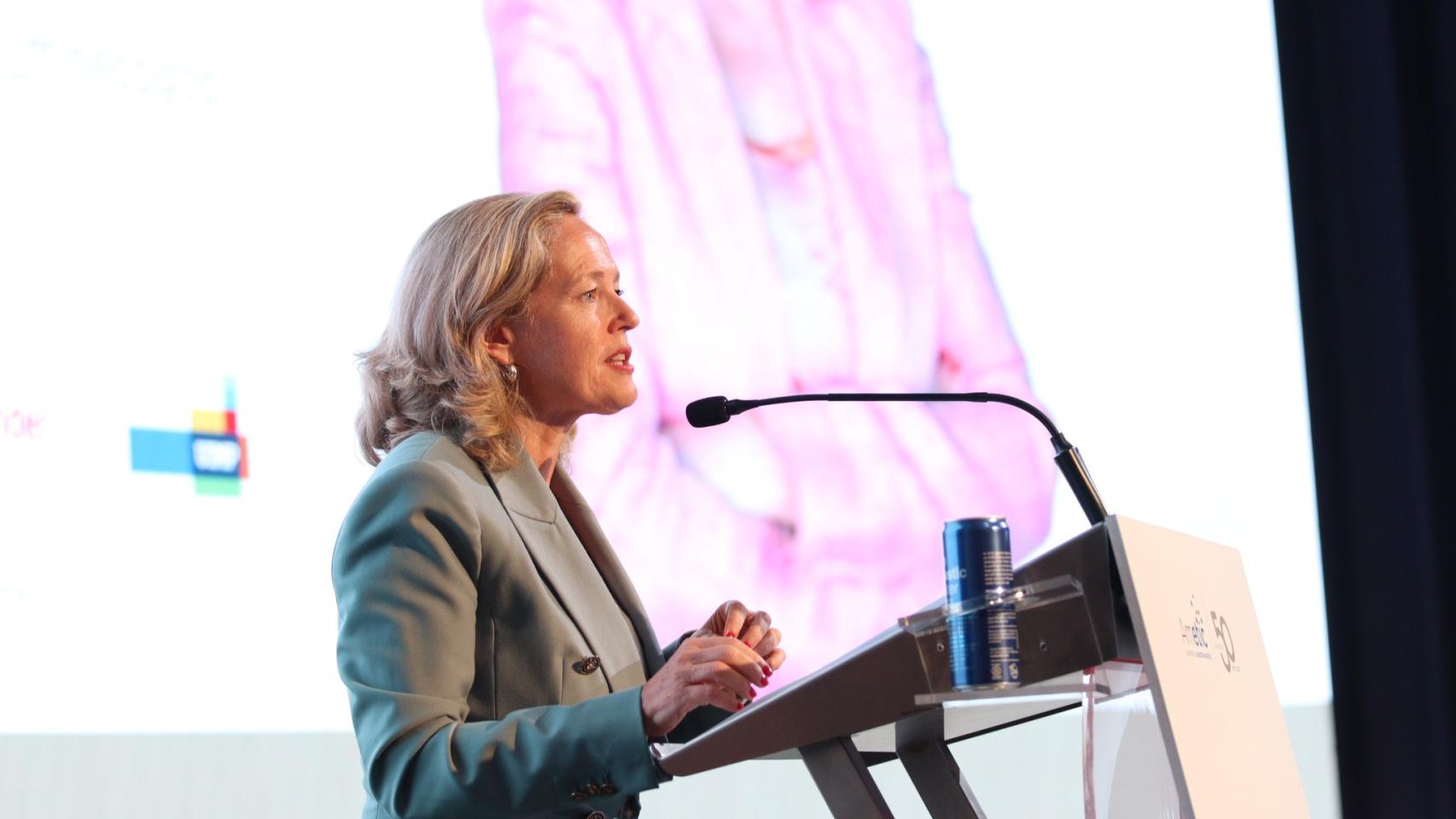 Nadia Calviño, vicepresidenta primera en funciones y ministra de Asuntos Económicos y Transformación Digital, en el Encuentro de Ametic.