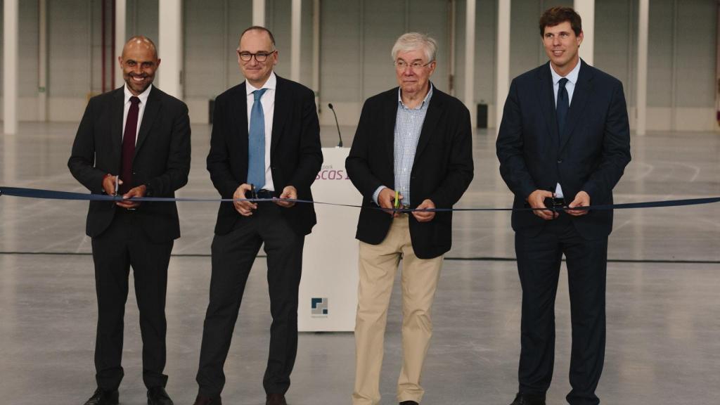 Inauguración del nuevo centro logístico. Foto: 'Mountpark'.