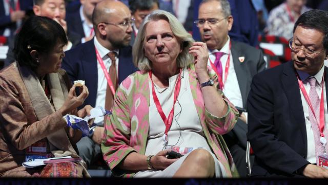 Karin Kneissl en una sesión plenaria del Foro Económico Oriental, este martes en Vladivostok (Rusia).