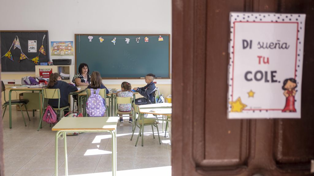 La escuela de la localidad de Villar de Peralonso en Salamanca